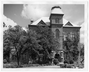 [Photograph of Howard Payne College Building]
