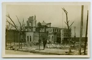 Primary view of object titled '[Postcard with a Photograph of Fire Damage in Houston, Texas]'.