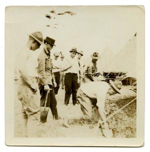 [Photograph of Soldiers Digging]