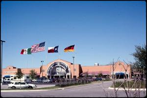 [Four Flags Outside of New Braunfels Mall]
