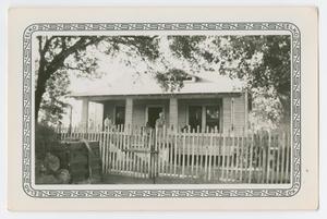 Primary view of object titled '[Photograph of a Front View of Harry Lloyd Desmond's Home]'.