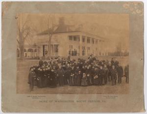 Primary view of object titled '[Group Portrait of National Teacher's Association at Mount Vernon]'.