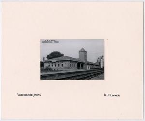 Primary view of object titled '[T&P Depot in Weatherford, Texas]'.