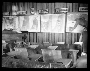 Primary view of object titled '[Howard Payne Classroom with Maps]'.