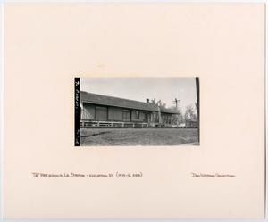 Primary view of object titled '[T&P Station in Maringouin, Louisiana]'.
