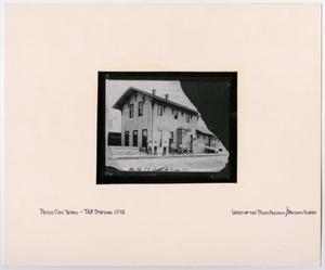 Primary view of object titled '[T&P Station in Pecos City, Texas]'.