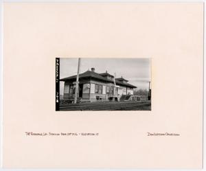 Primary view of object titled '[T&P Station in Rosedale, Louisiana]'.