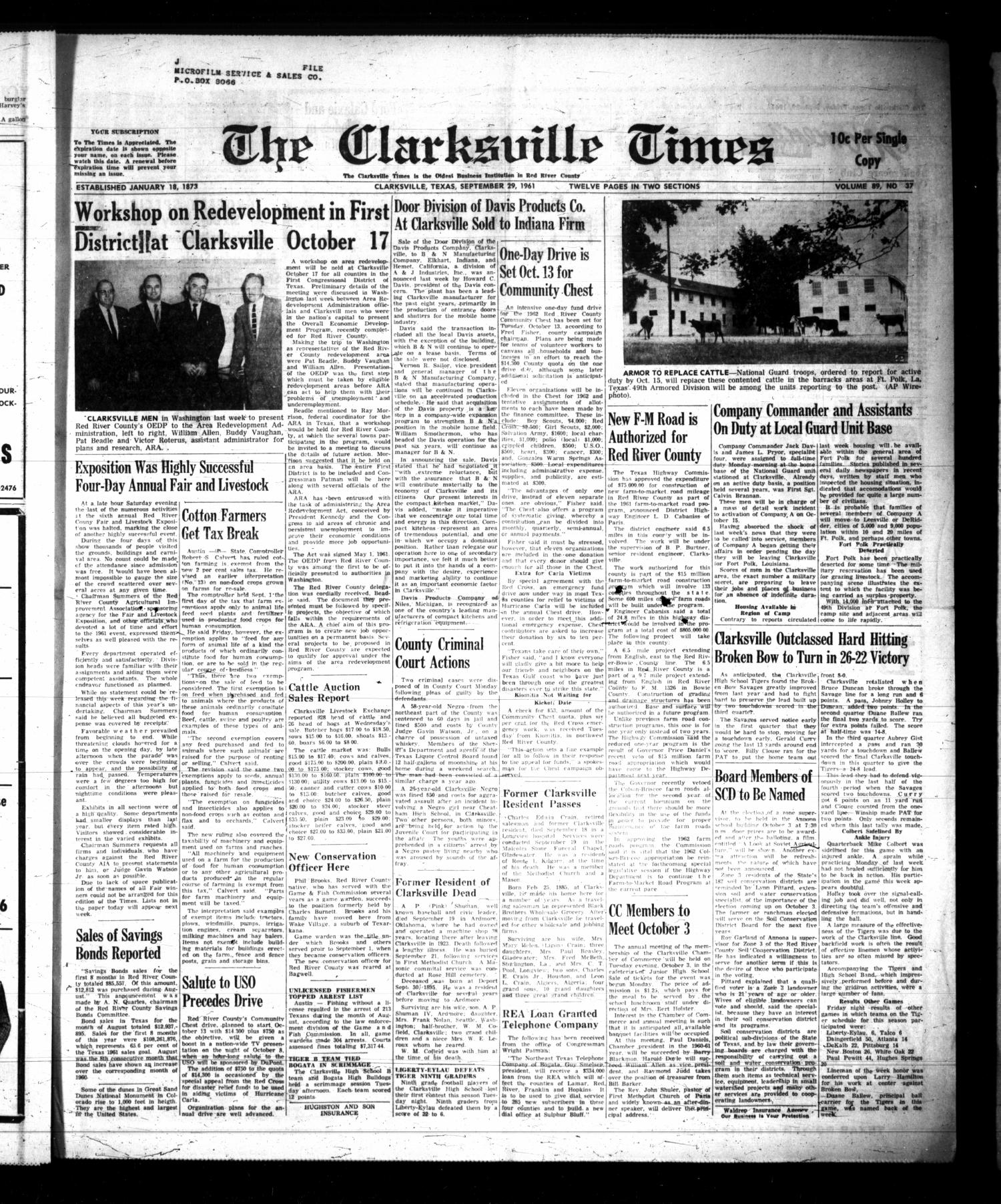 The Clarksville Times (Clarksville, Tex.), Vol. 89, No. 37, Ed. 1 Friday, September 29, 1961
                                                
                                                    [Sequence #]: 1 of 12
                                                