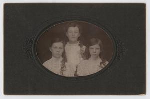 Primary view of object titled '[Photograph of Three Girls]'.