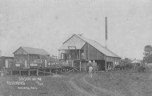 [First cotton gin (built in 1906)]