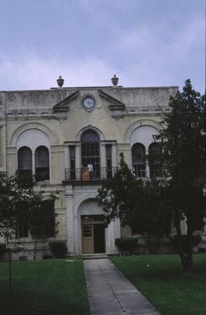 [Old Brazoria County Courthouse]