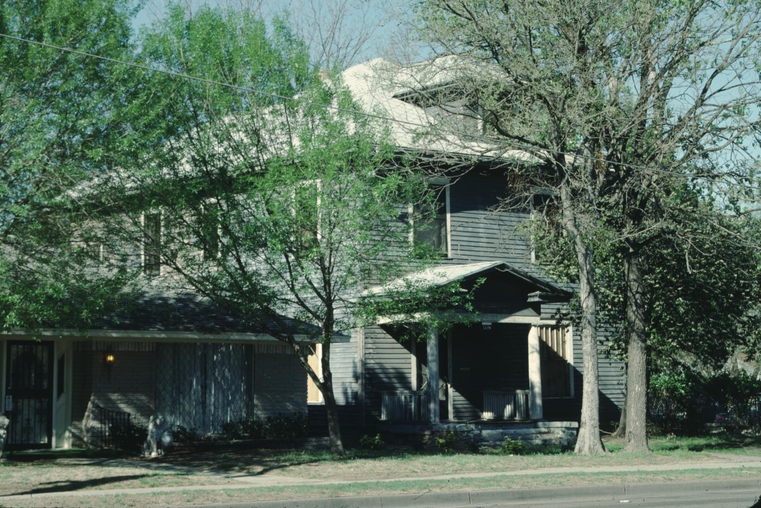 [Historic Property, Photograph 694-10]
                                                
                                                    [Sequence #]: 1 of 1
                                                