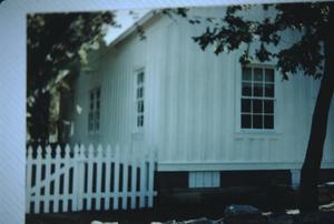 [Hendrickson-Caskey House, (painted white, no skirting)]