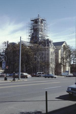 [Hills County Courthouse, (before fire- new roof)]
