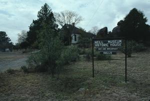 [Neil Museum Historic House, (sign/drive)]