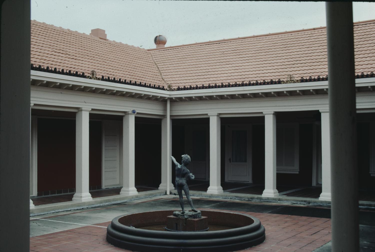 [Pompeiian Villa]
                                                
                                                    [Sequence #]: 1 of 1
                                                