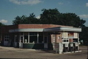 [Gas Station]