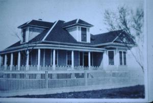 Primary view of object titled '[Felder House, (Exterior)]'.
